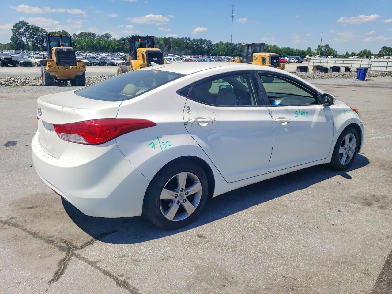 2013 HYUNDAI ELANTRA GLS photo 7