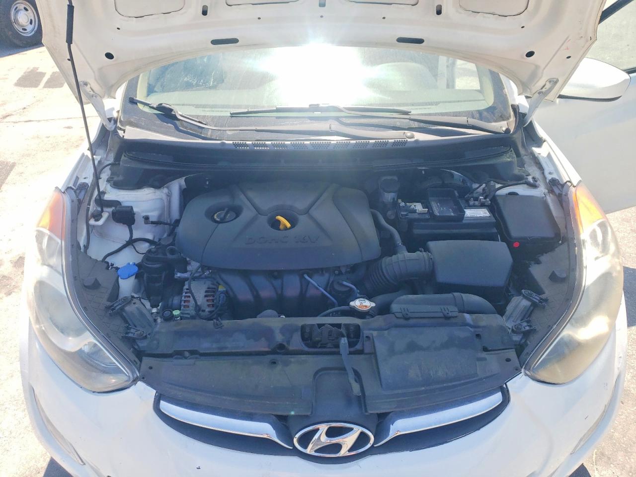 2013 HYUNDAI ELANTRA GLS photo 31