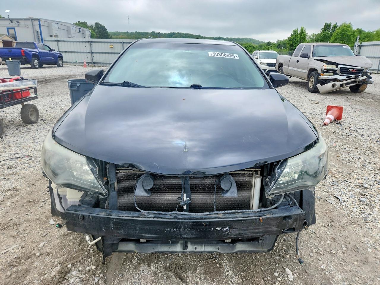 2012 TOYOTA CAMRY SE photo 13