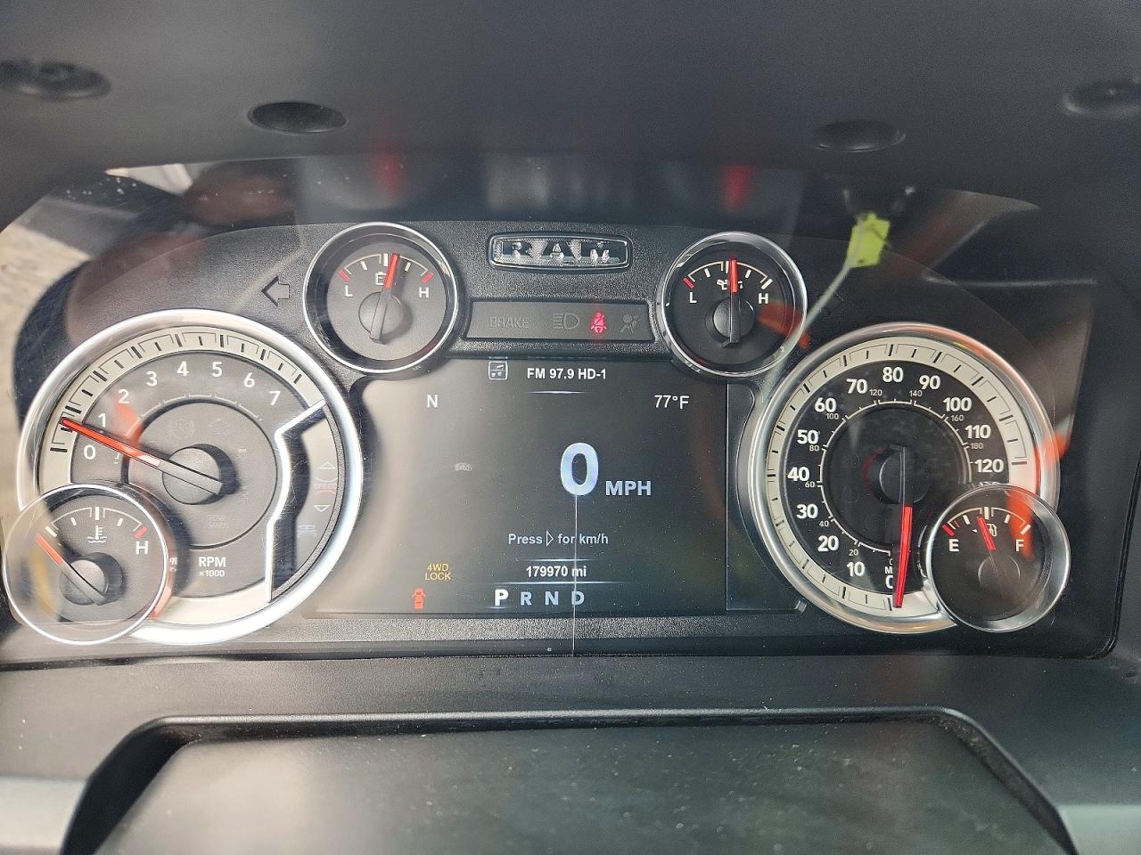 2018 RAM 1500 SLT photo 25