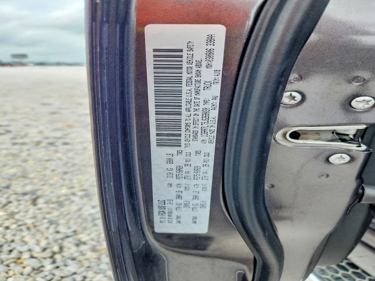 2018 RAM 1500 SLT photo 34