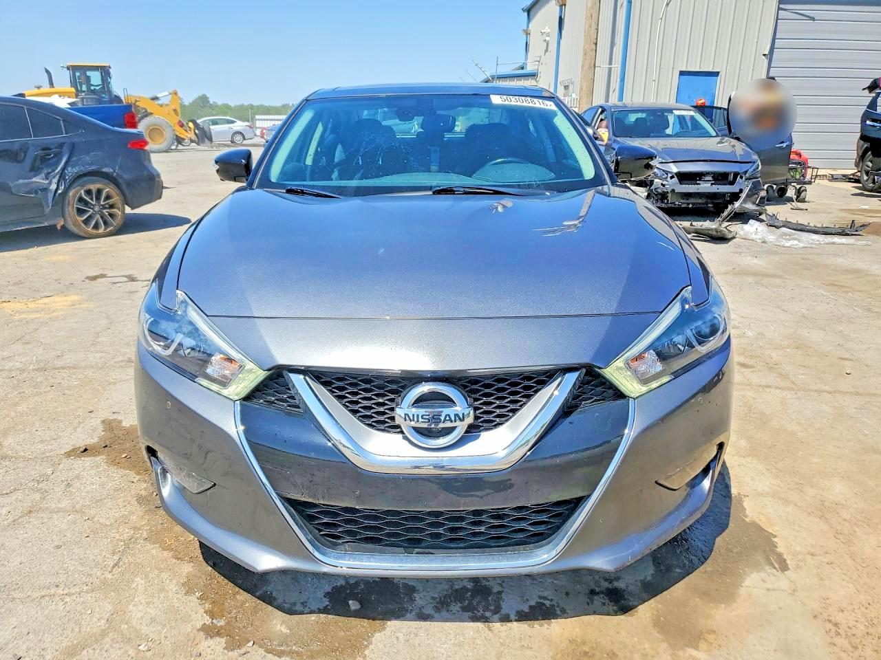 2017 NISSAN MAXIMA PLATINUM photo 9