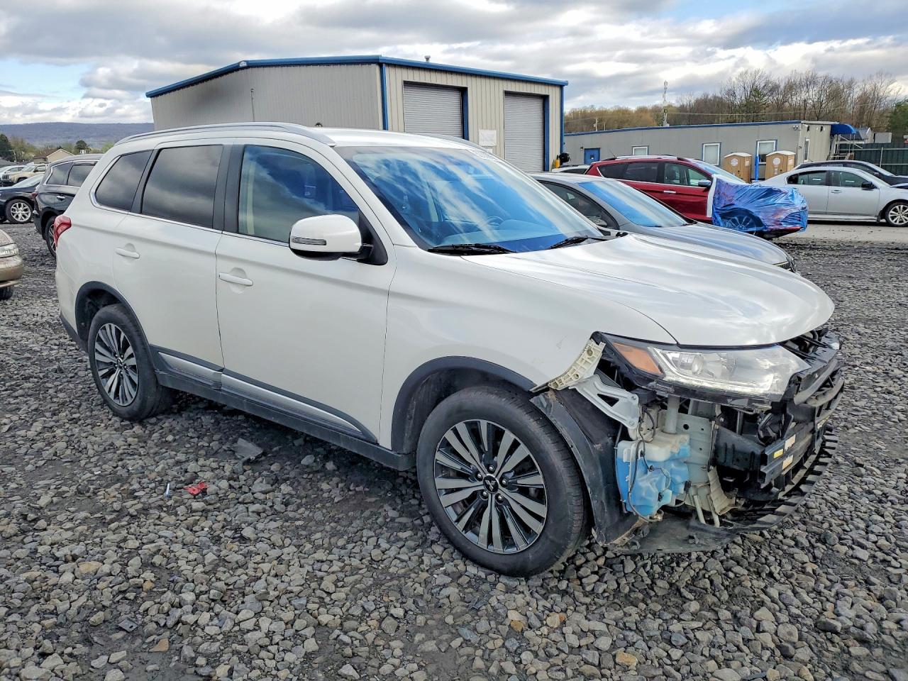 2019 MITSUBISHI OUTLANDER SE photo 4