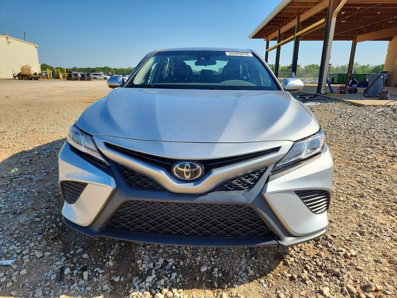 2018 TOYOTA CAMRY SE photo 5