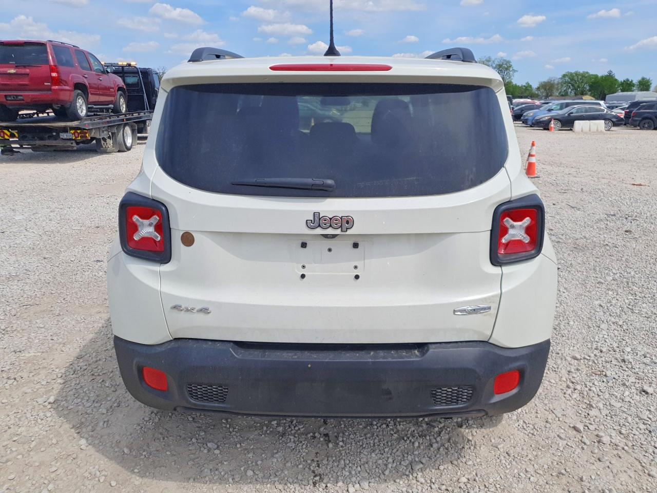 2017 JEEP RENEGADE LATITUDE photo 11