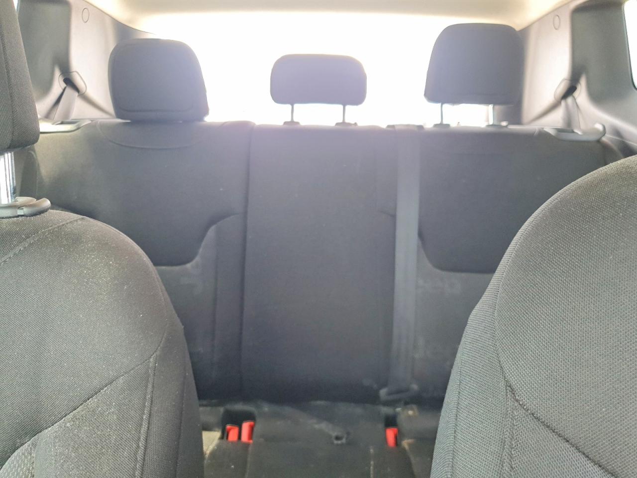 2017 JEEP RENEGADE LATITUDE photo 18
