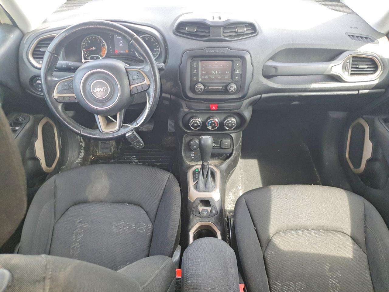 2017 JEEP RENEGADE LATITUDE photo 14