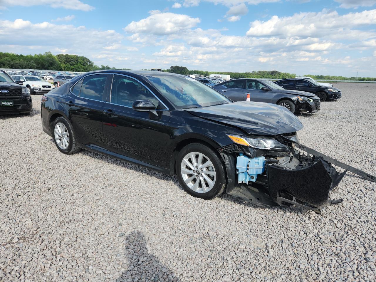 2021 TOYOTA CAMRY LE photo 7