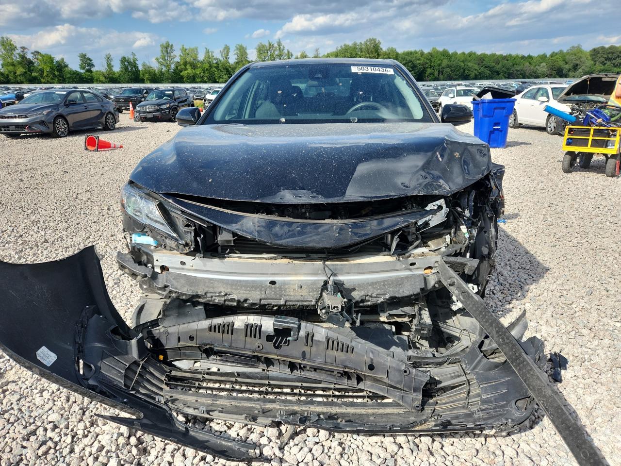 2021 TOYOTA CAMRY LE photo 9