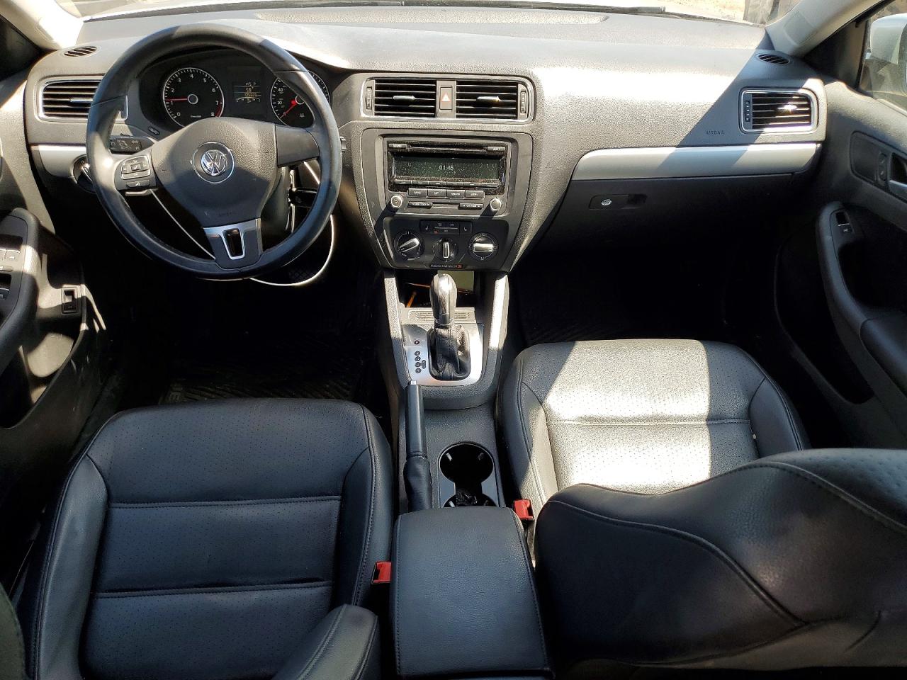 2014 VOLKSWAGEN JETTA SE photo 15