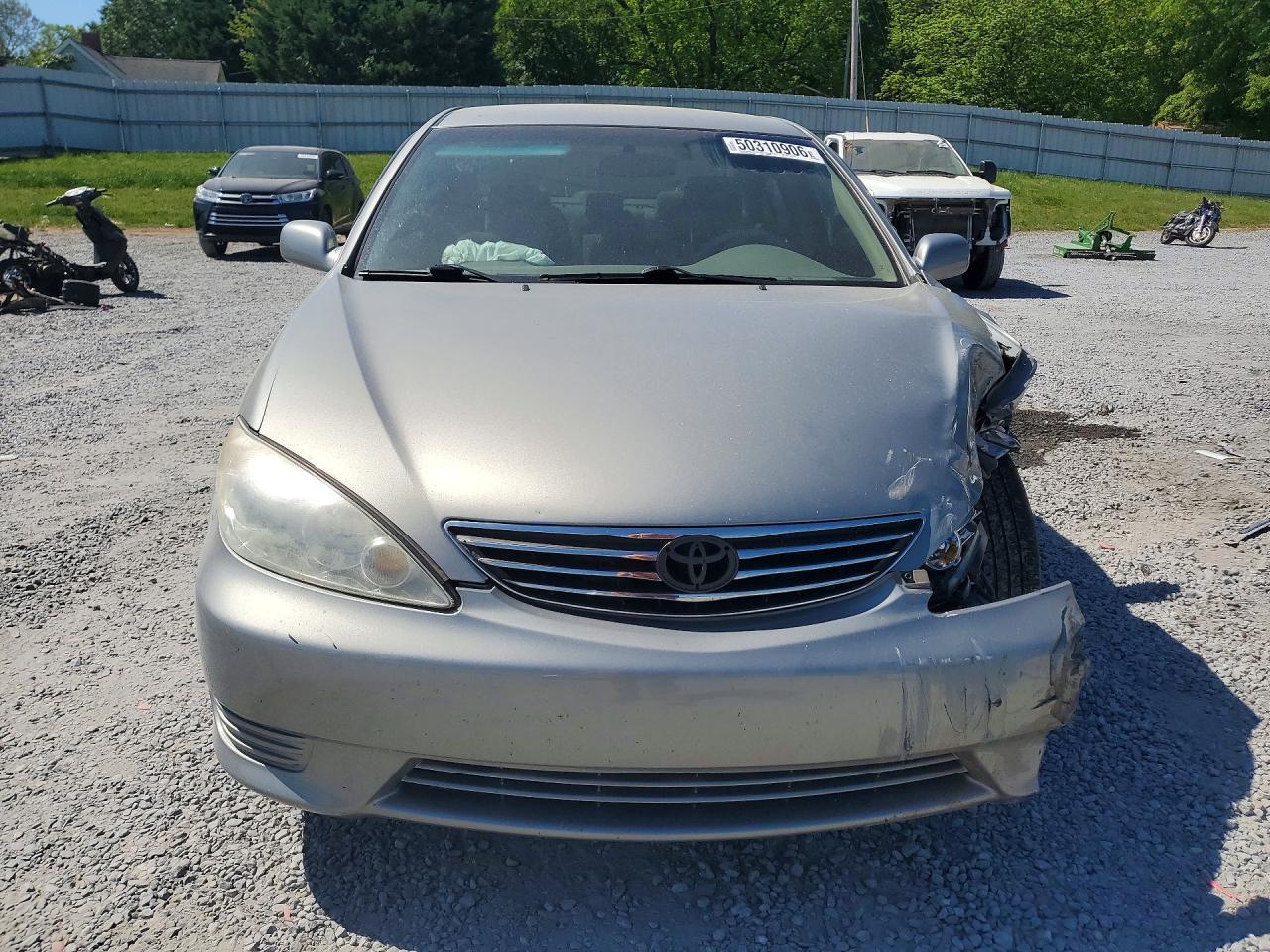 2006 TOYOTA CAMRY LE photo 13
