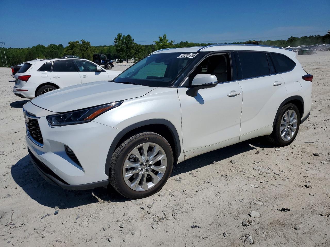 2022 TOYOTA HIGHLANDER