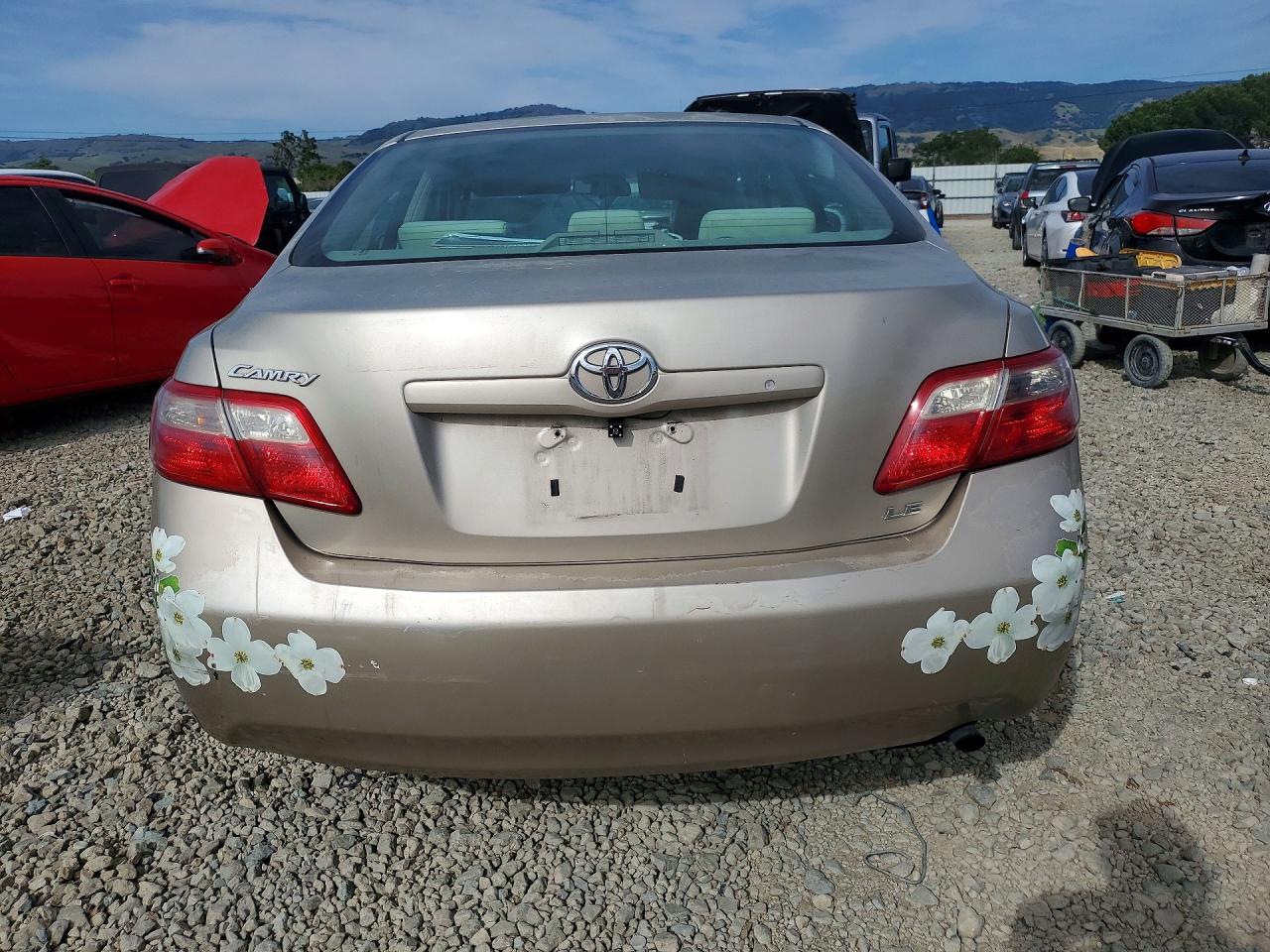 2007 TOYOTA CAMRY LE photo 6