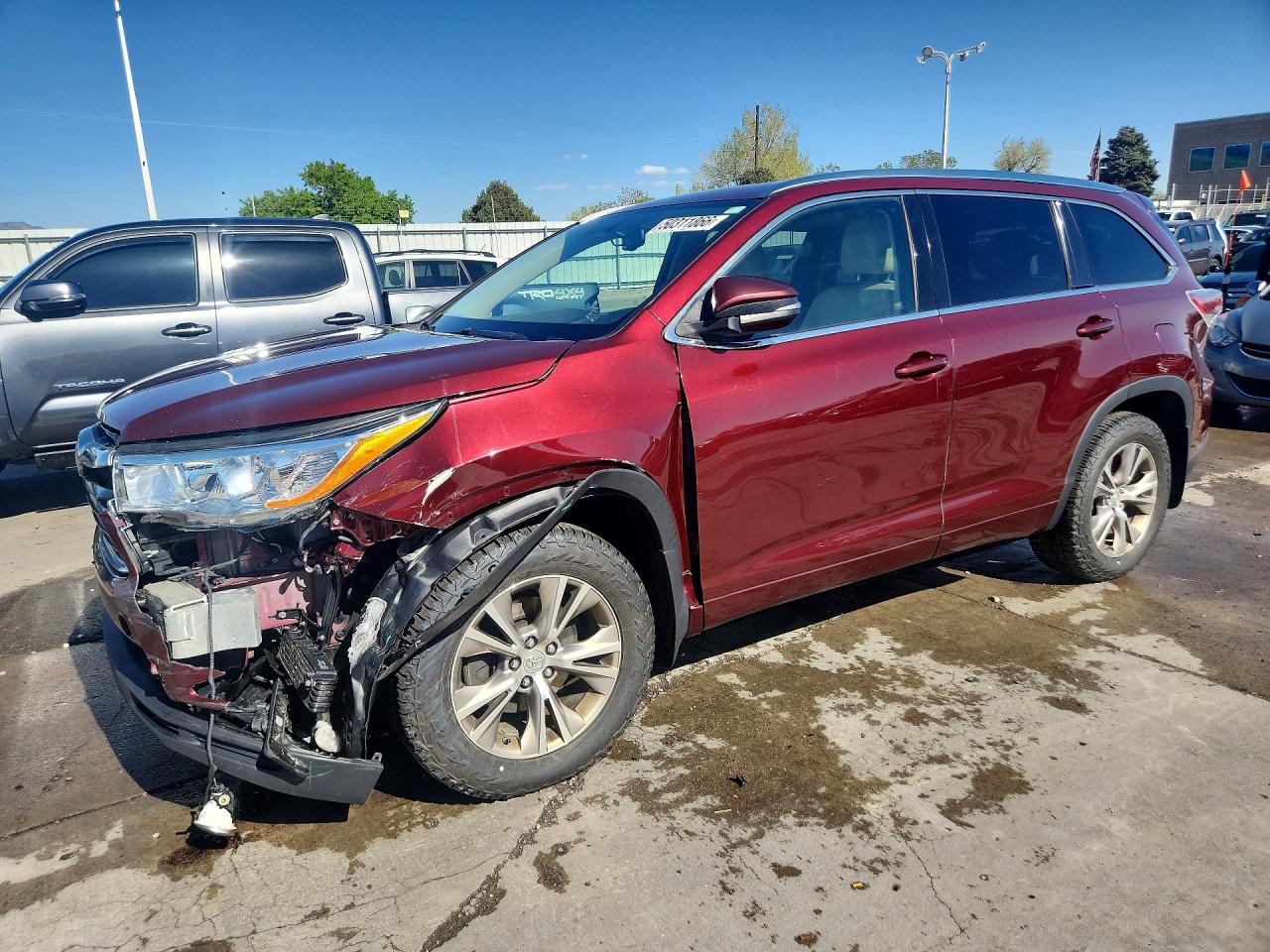2014 TOYOTA HIGHLANDER