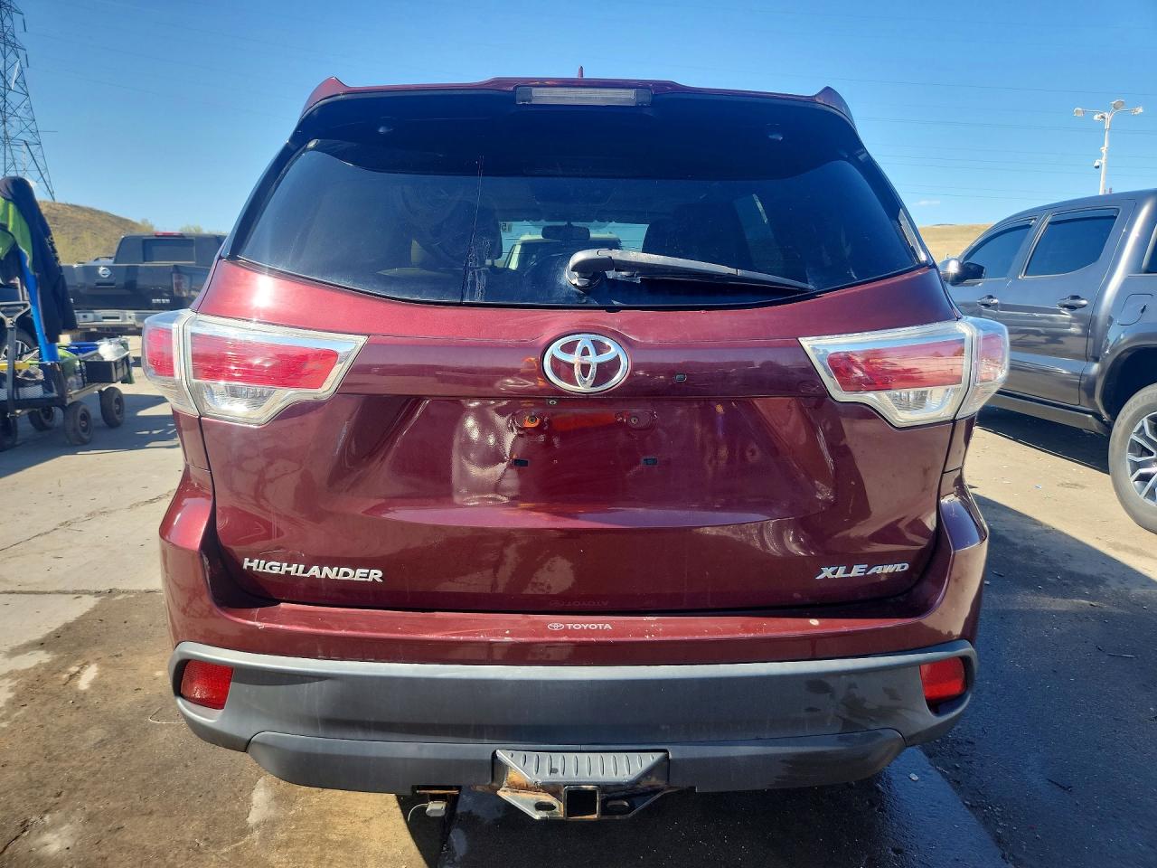 2014 TOYOTA HIGHLANDER XLE photo 16