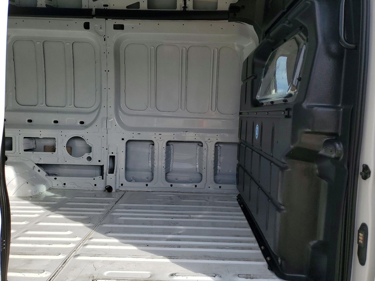 2020 FORD TRANSIT T-350 DELIVERY VAN photo 19