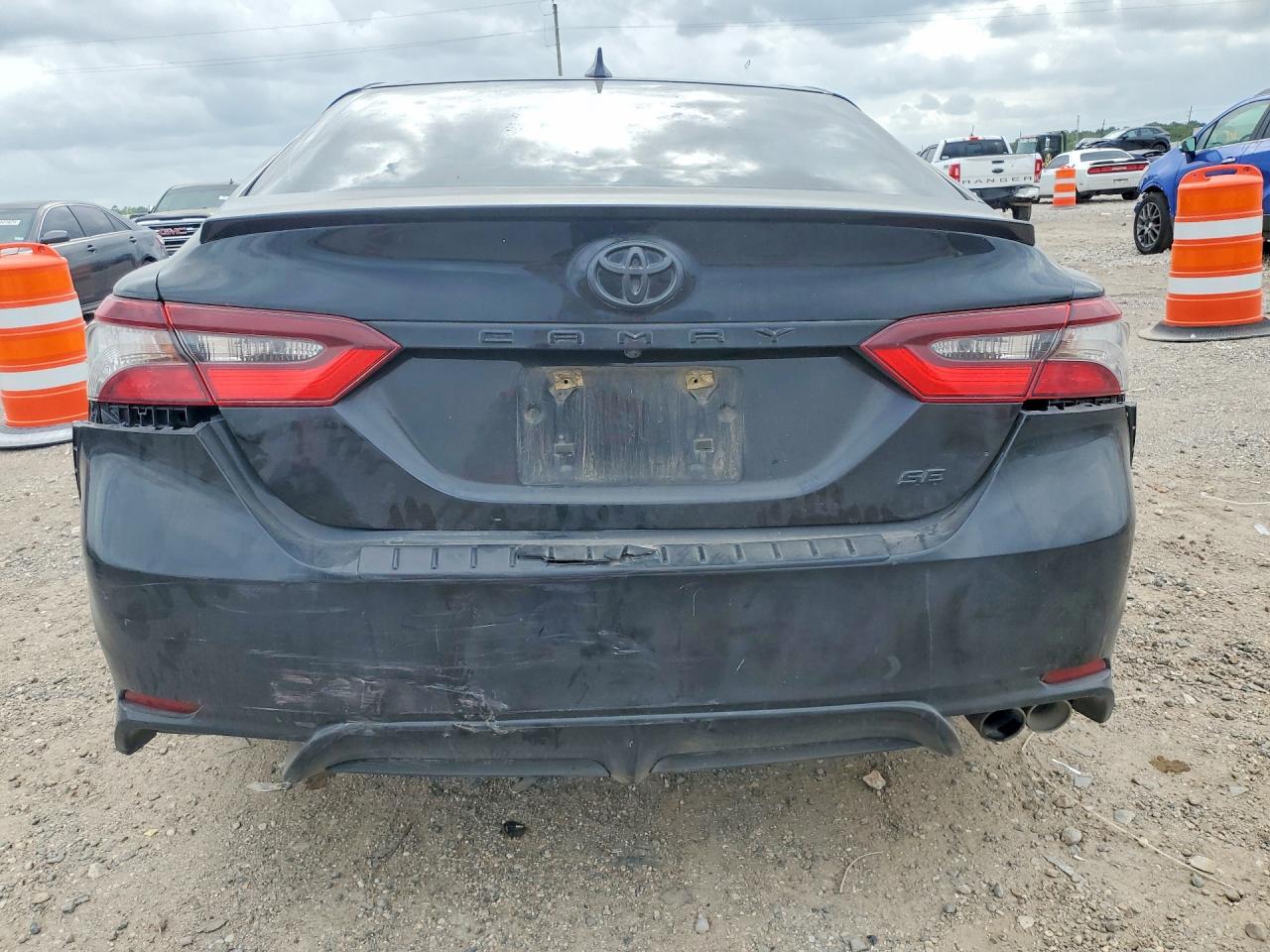 2021 TOYOTA CAMRY SE NIGHTSHADE photo 16