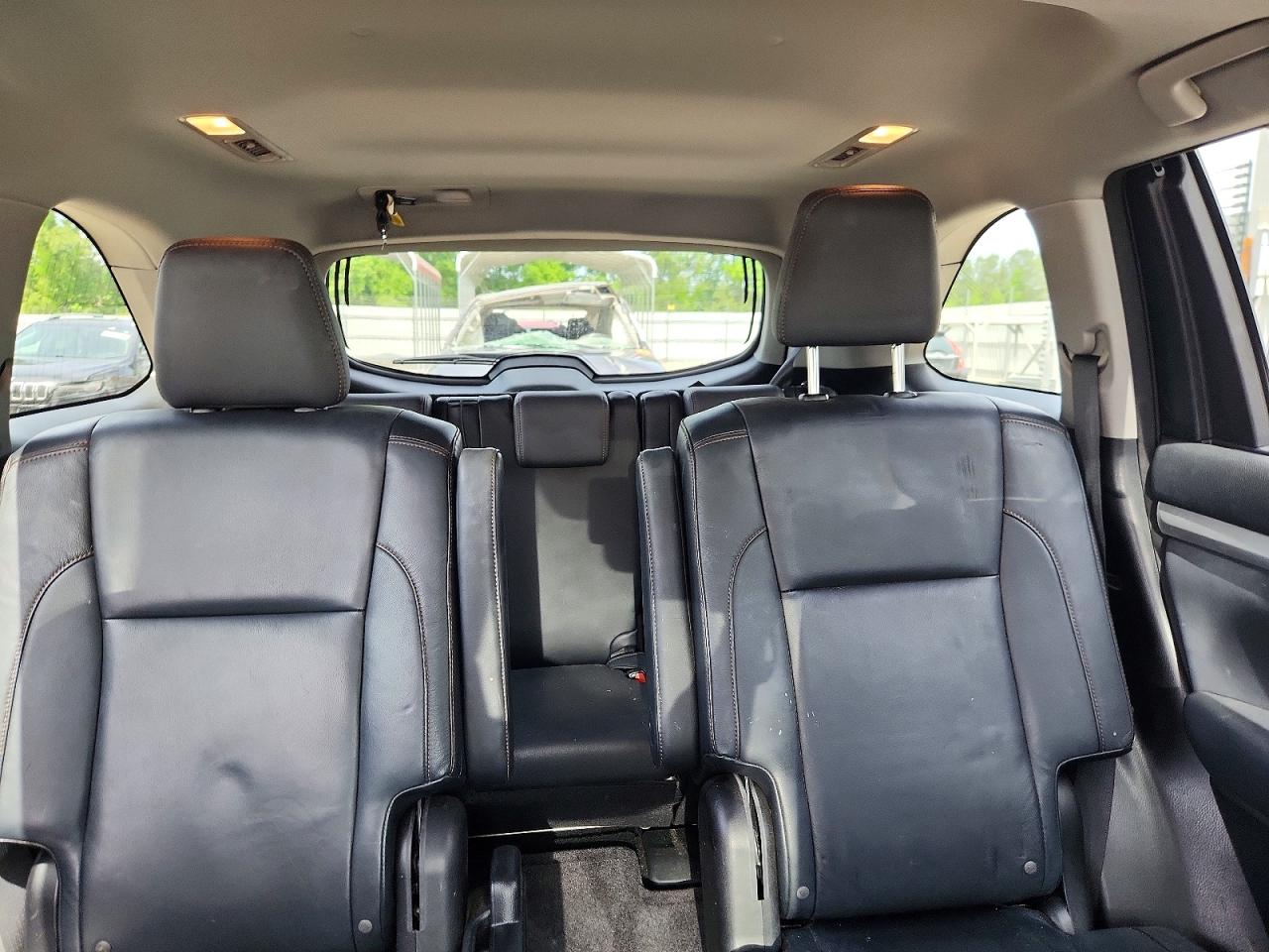 2014 TOYOTA HIGHLANDER XLE photo 19