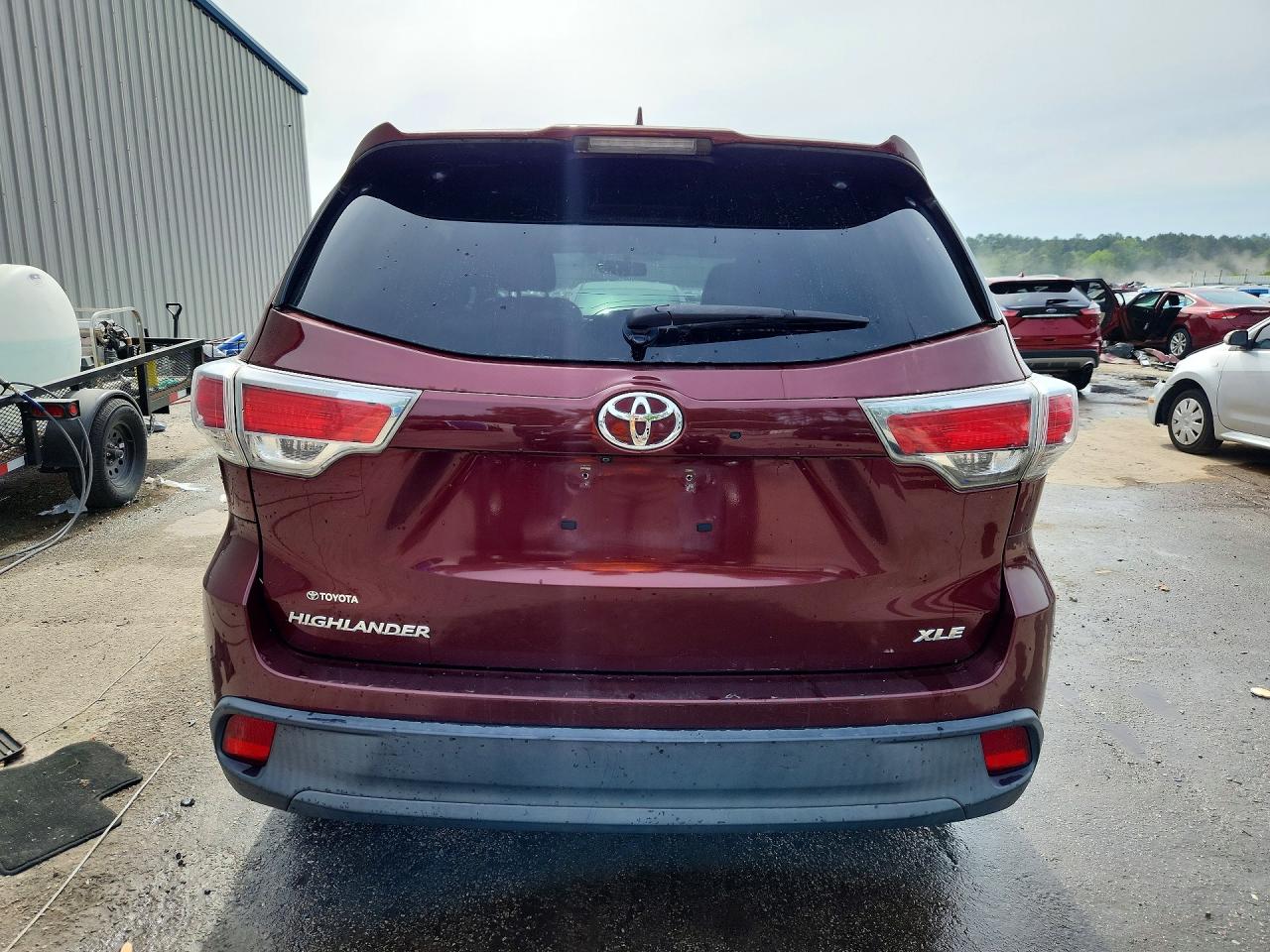 2014 TOYOTA HIGHLANDER XLE photo 11