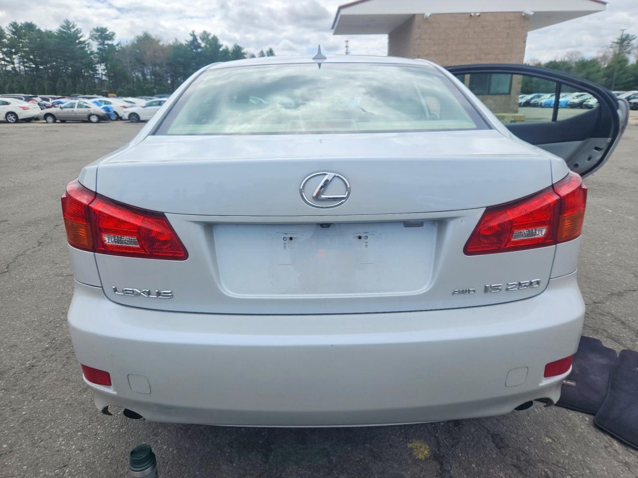 2008 LEXUS IS 250 photo 16