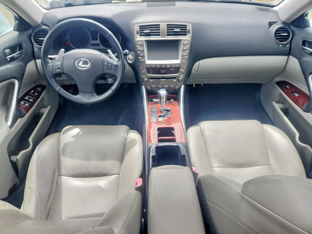 2008 LEXUS IS 250 photo 22