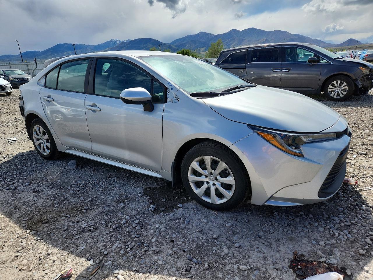 2023 TOYOTA COROLLA LE photo 7