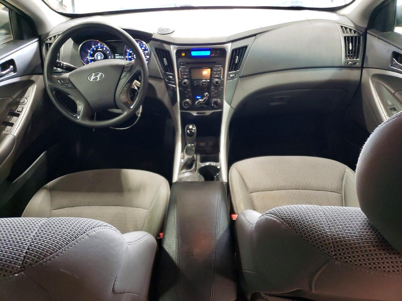 2011 HYUNDAI SONATA GLS photo 22