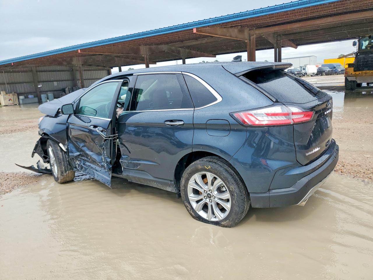 2024 FORD EDGE TITANIUM photo 2