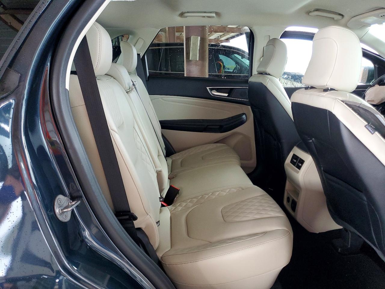 2024 FORD EDGE TITANIUM photo 11