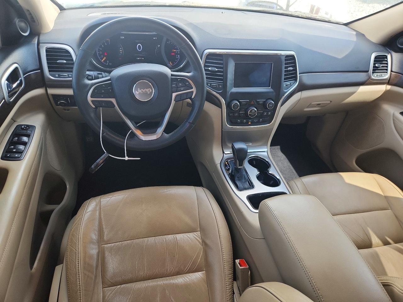 2018 JEEP GRAND CHEROKEE LAREDO photo 22