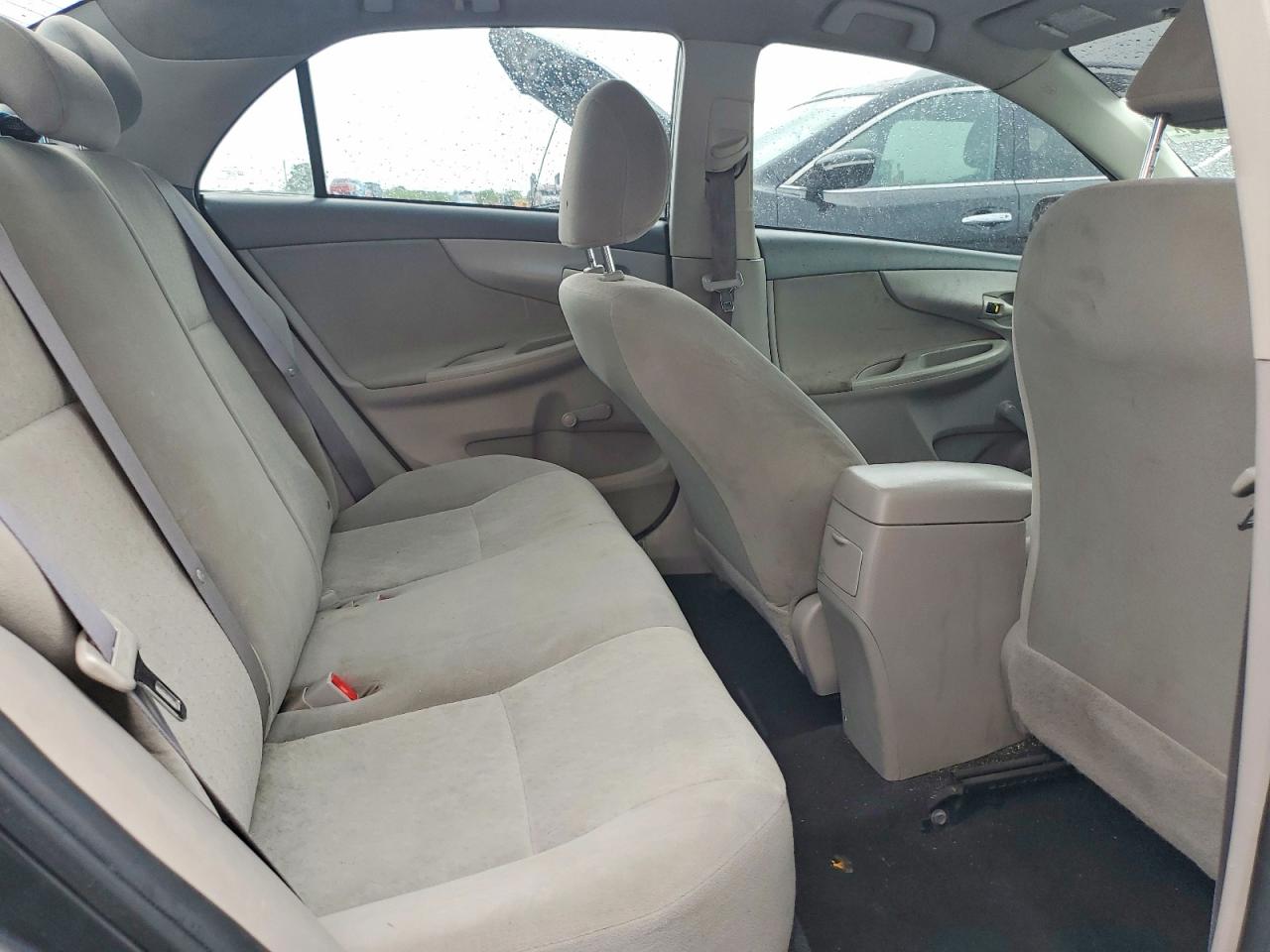 2010 TOYOTA COROLLA BASE photo 28