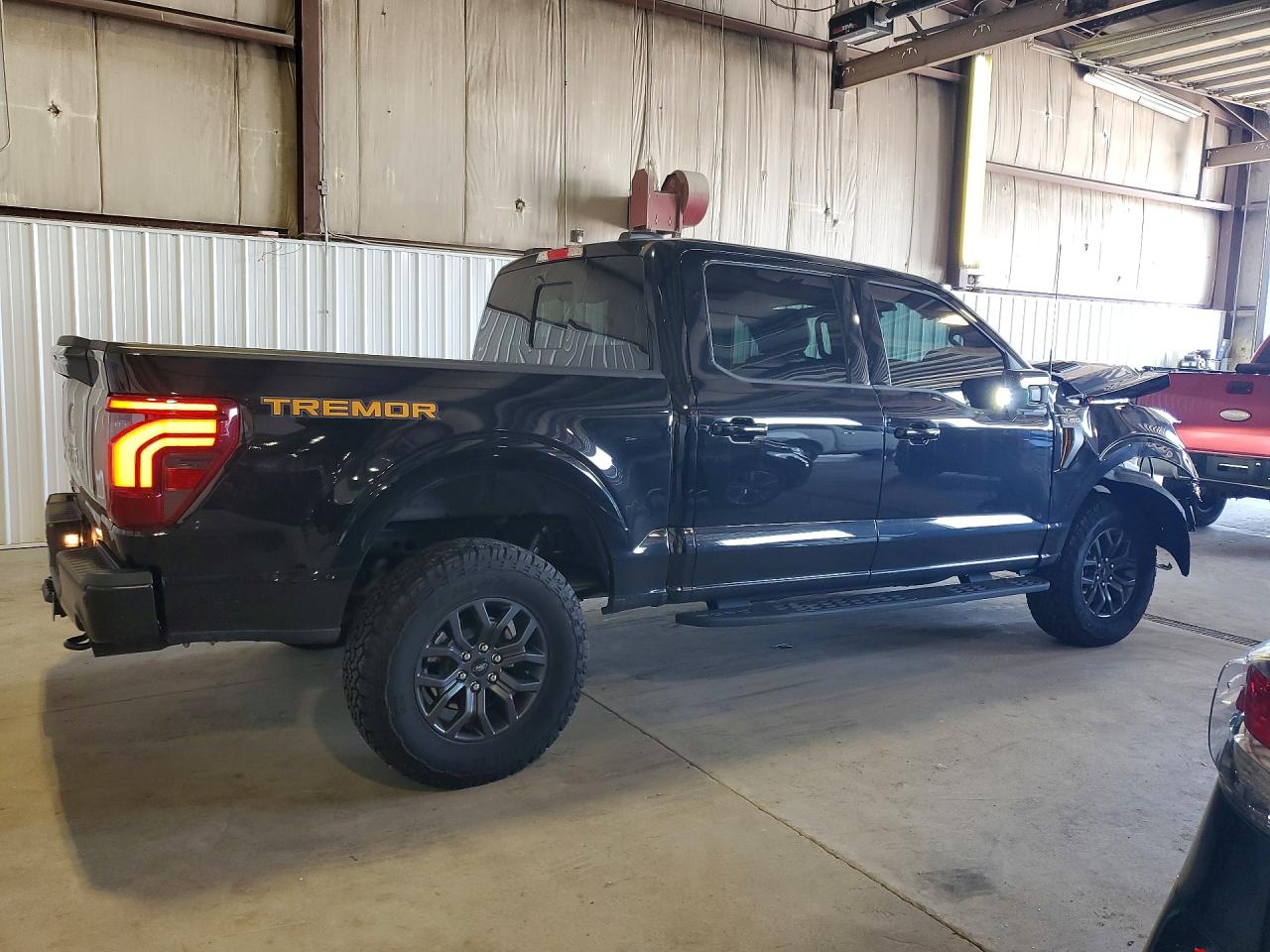 2025 FORD F150 TREMOR photo 5