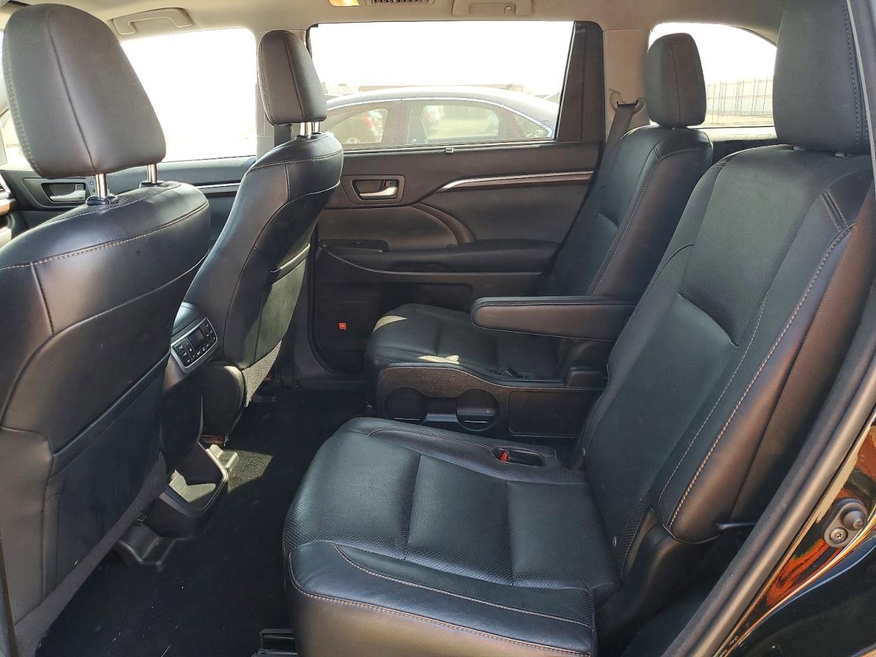 2014 TOYOTA HIGHLANDER LIMITED PLATINUM photo 19