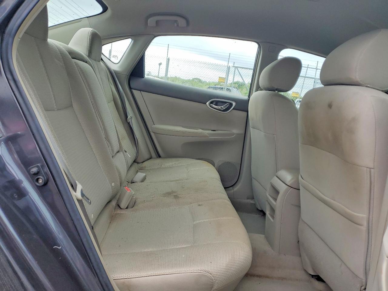 2013 NISSAN SENTRA S photo 28