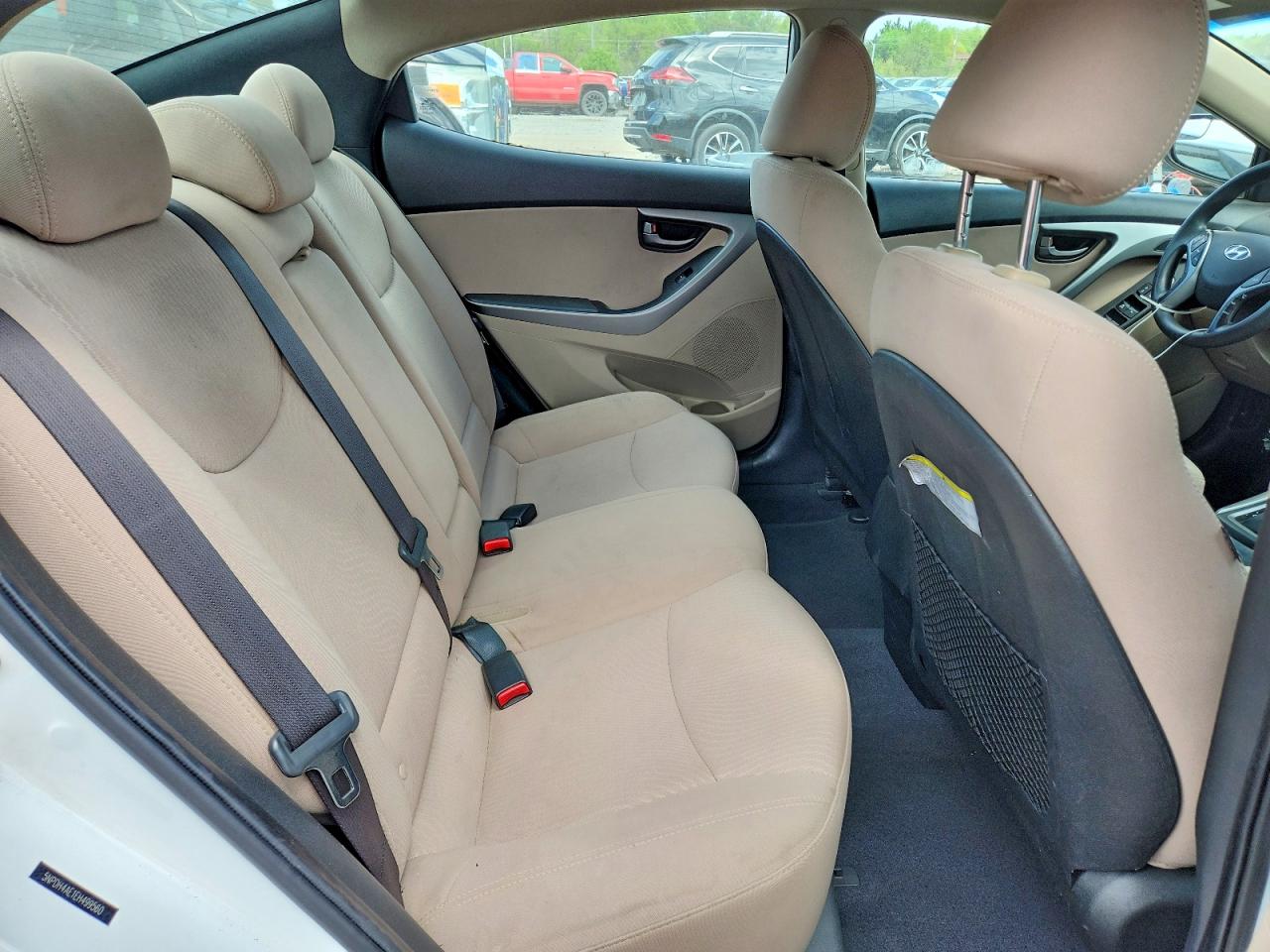 2014 HYUNDAI ELANTRA SE photo 19