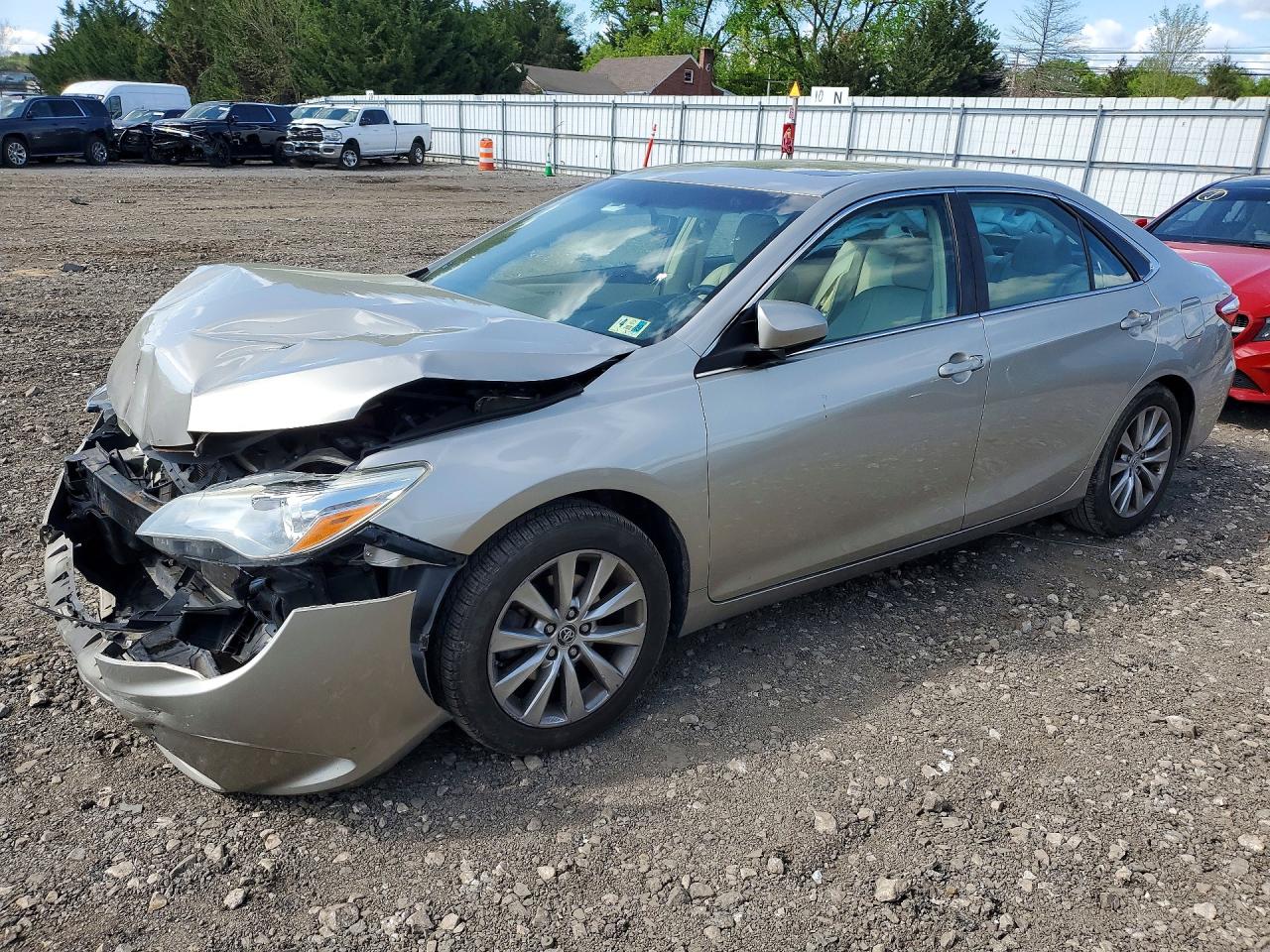 2015 TOYOTA CAMRY