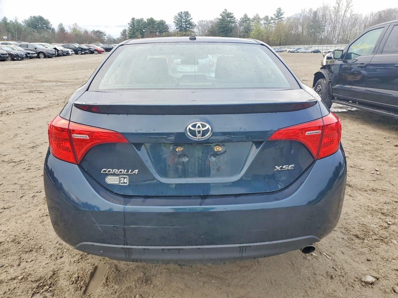 2017 TOYOTA COROLLA XSE photo 6