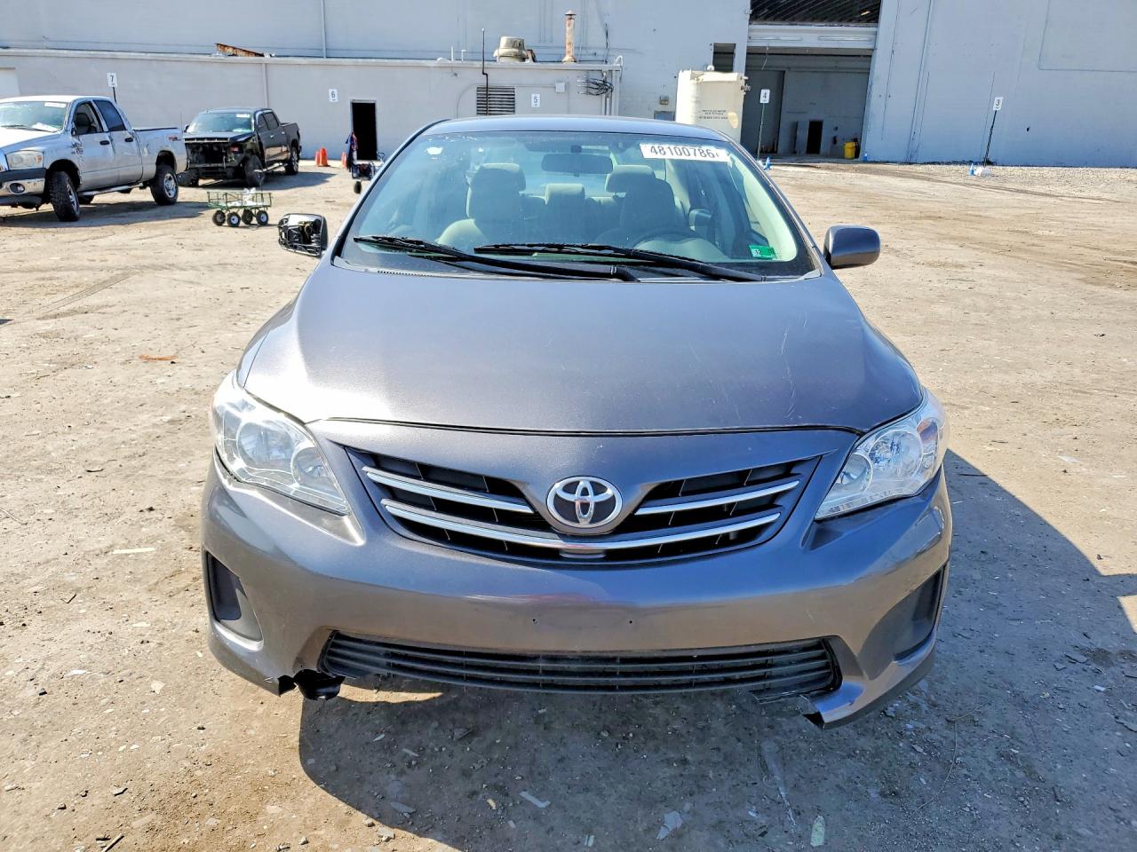 2013 TOYOTA COROLLA LE photo 5