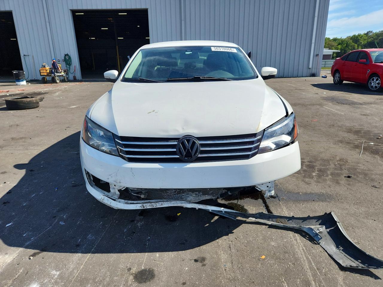 2015 VOLKSWAGEN PASSAT S photo 9
