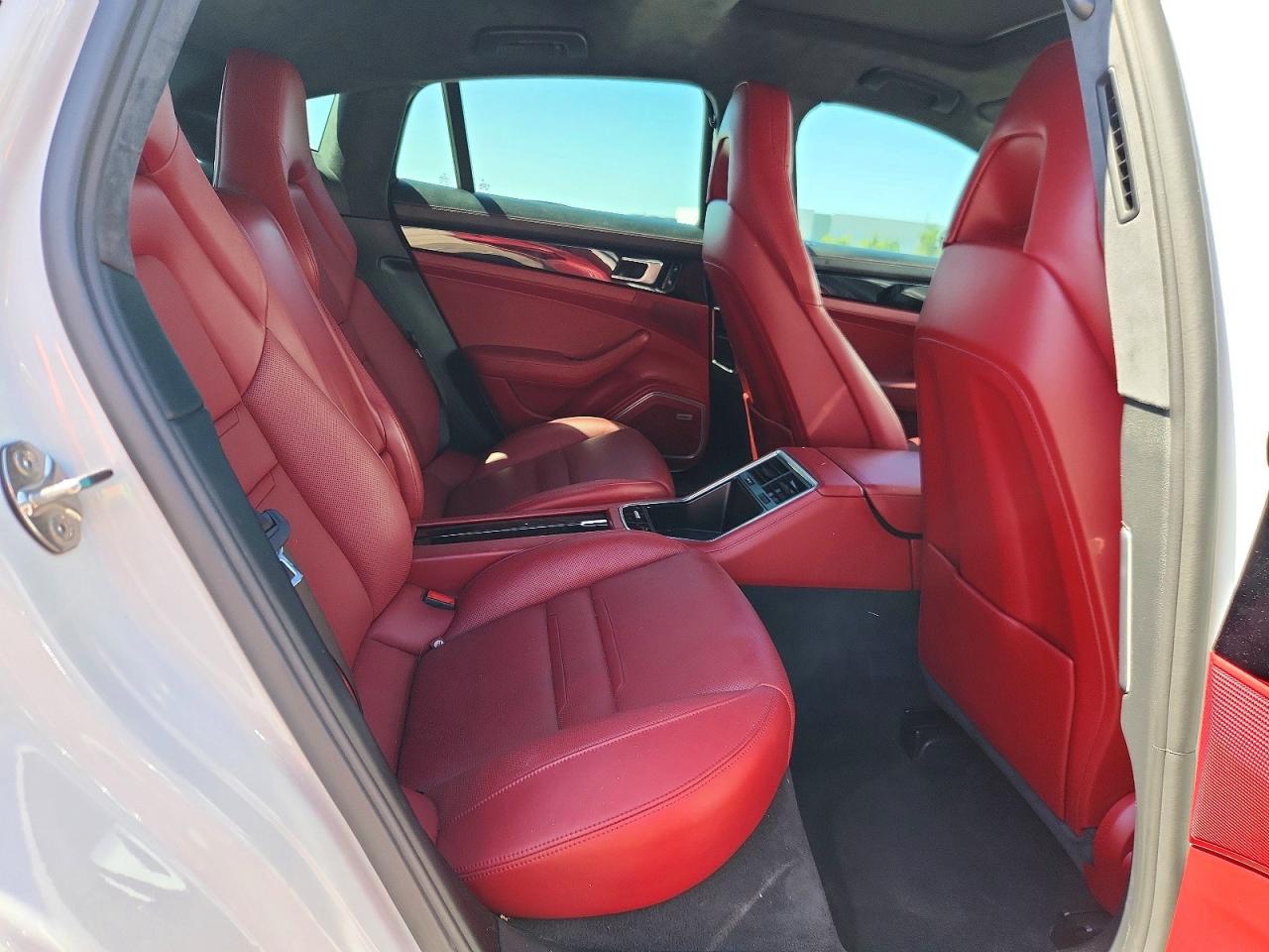 2020 PORSCHE PANAMERA GTS photo 19