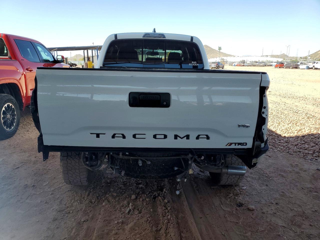 2017 TOYOTA TACOMA TRD OFF-ROAD photo 11