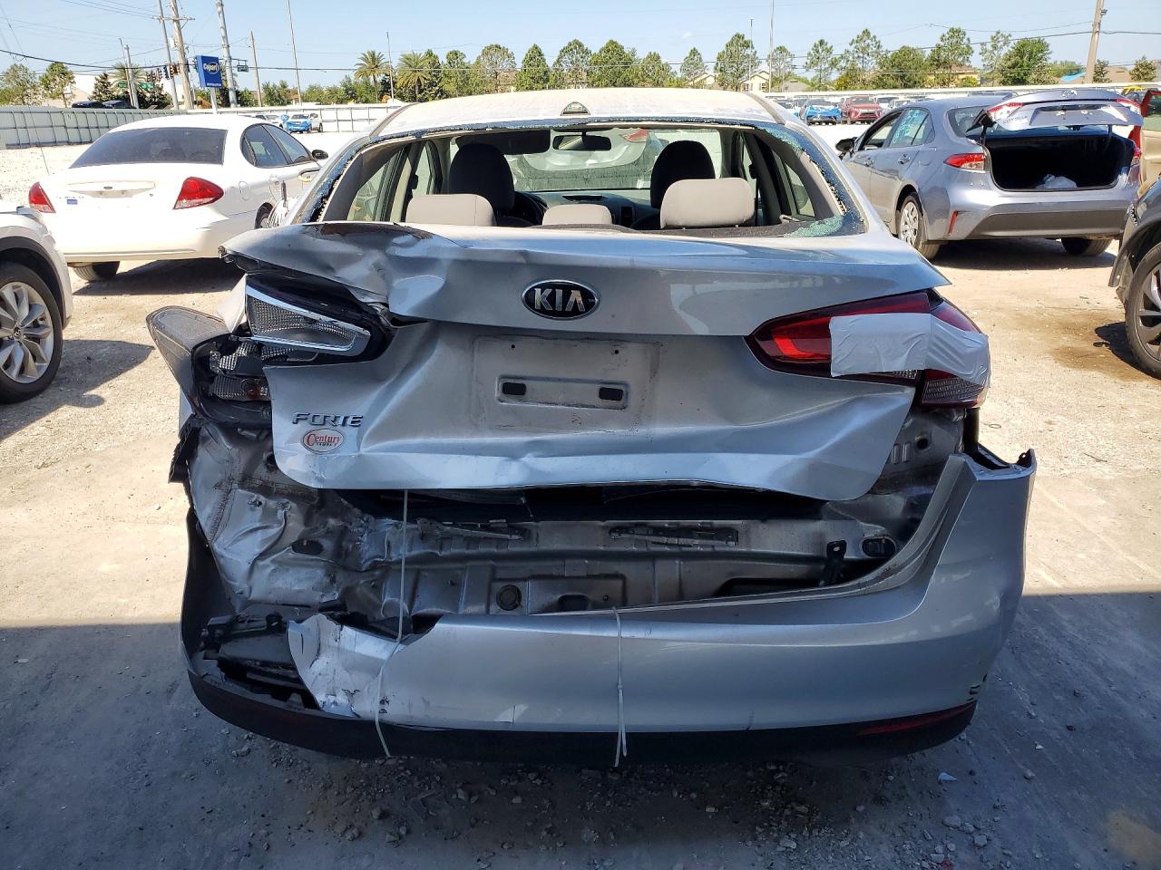 2018 KIA FORTE LX photo 6