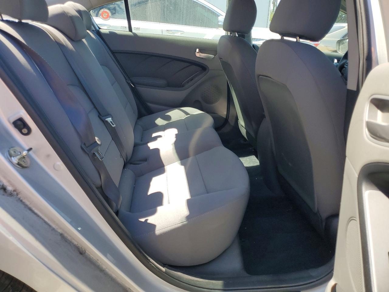 2018 KIA FORTE LX photo 10
