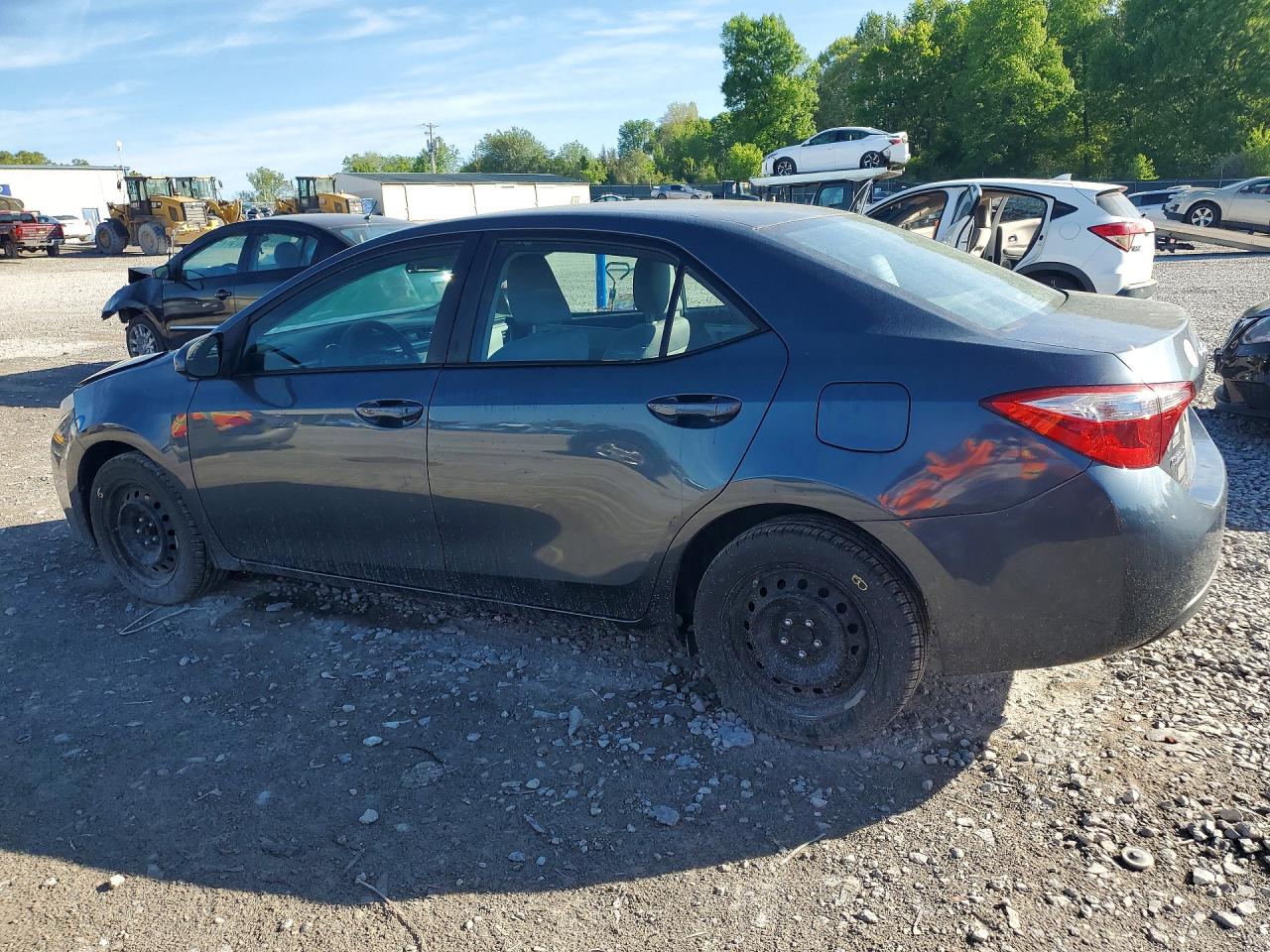 2016 TOYOTA COROLLA LE photo 3
