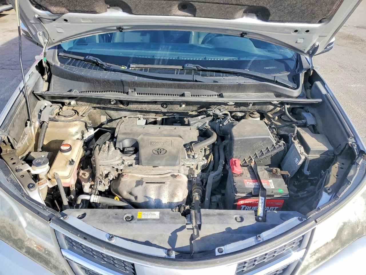 2014 TOYOTA RAV4 XLE photo 34