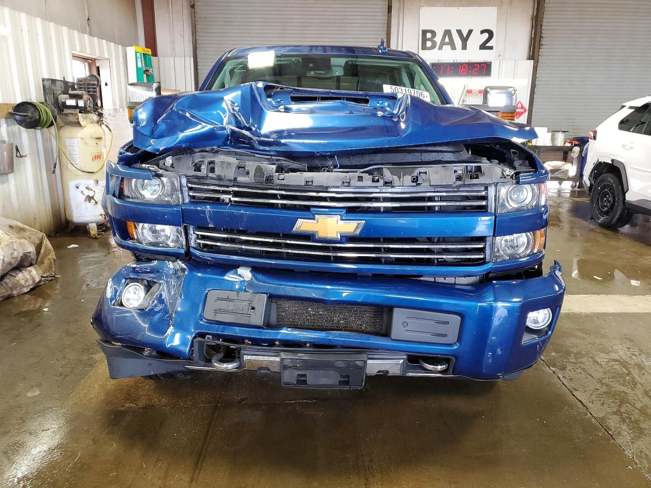 2018 CHEVROLET SILVERADO K2500 HIGH COUNTRY photo 13