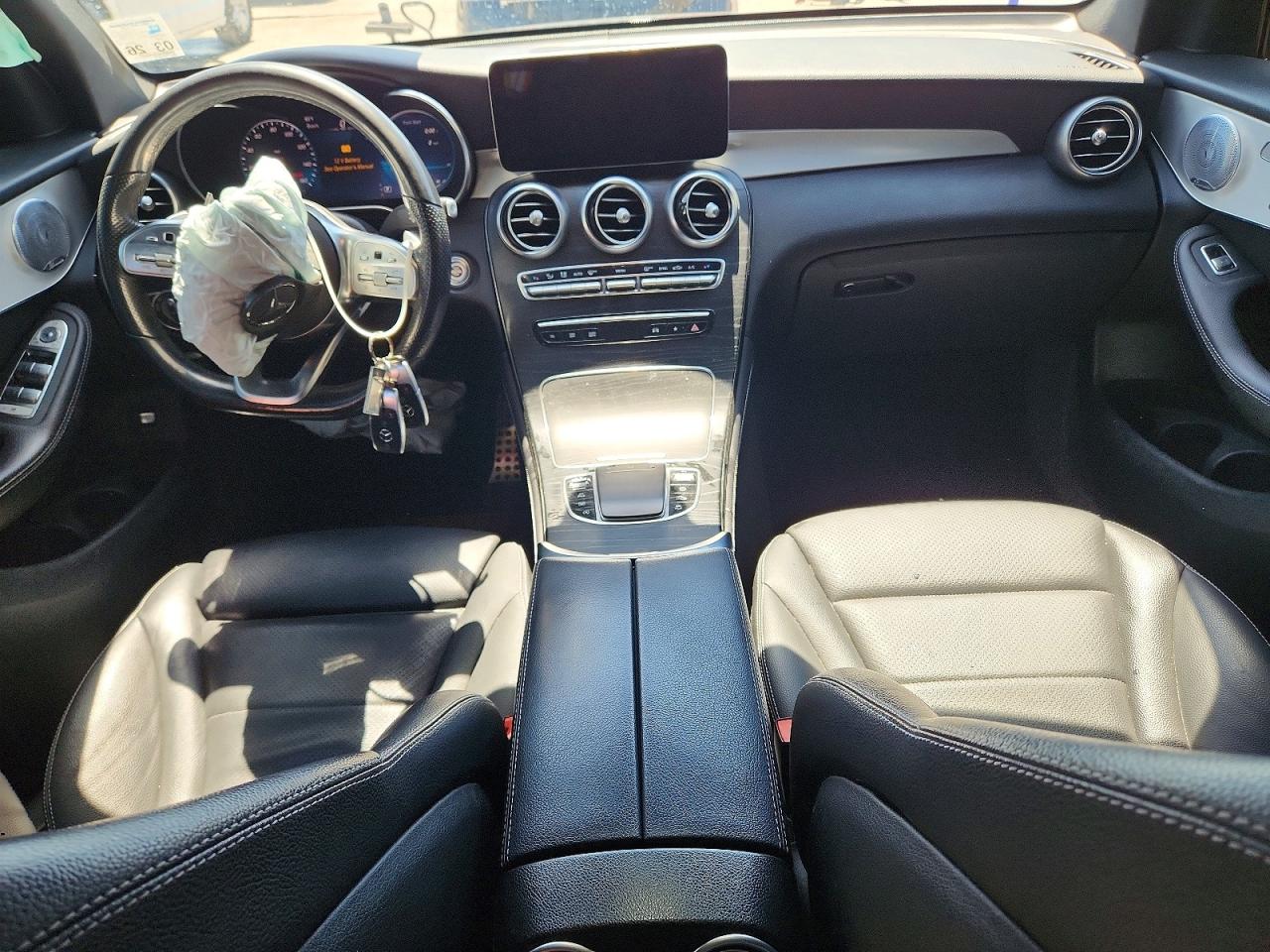 2021 MERCEDES-BENZ GLC 300 photo 22