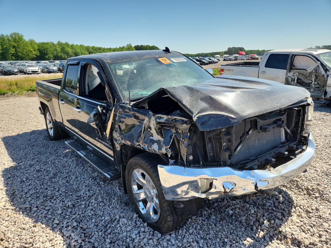 2016 CHEVROLET SILVERADO C1500 LTZ photo 4