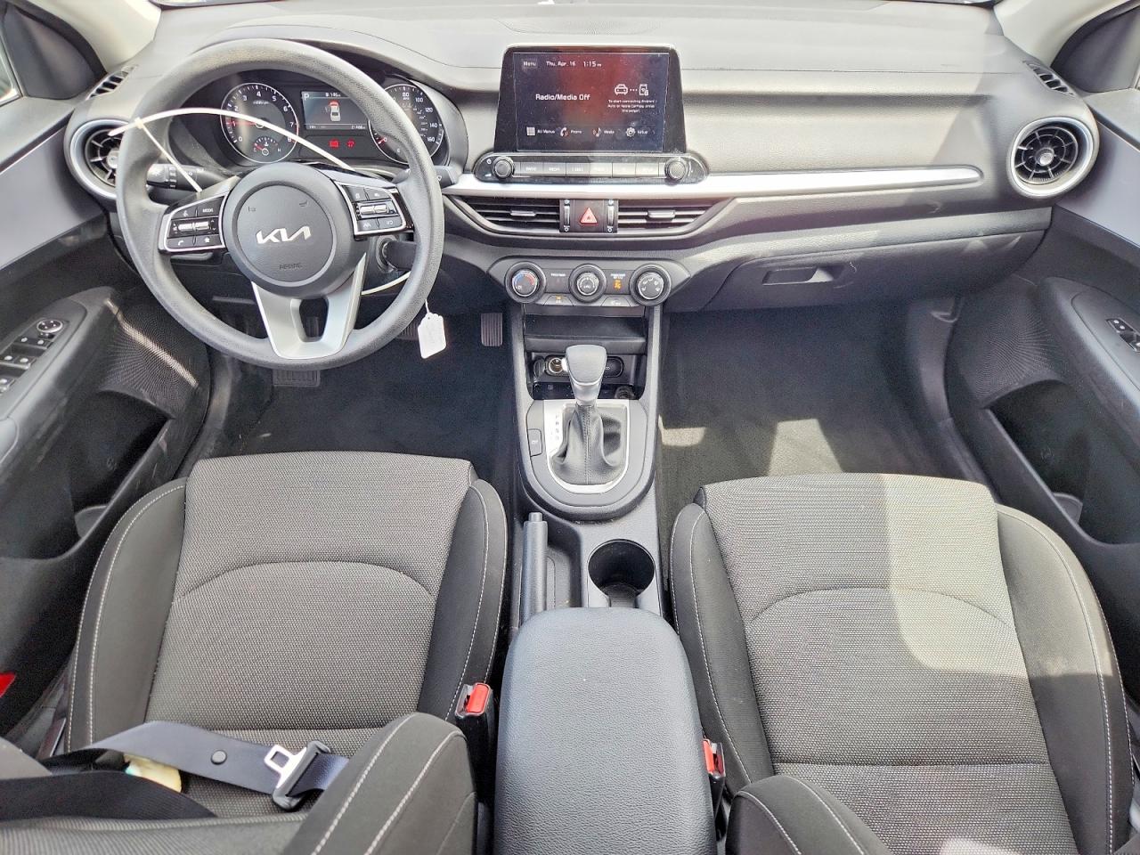 2024 KIA FORTE LXS photo 8
