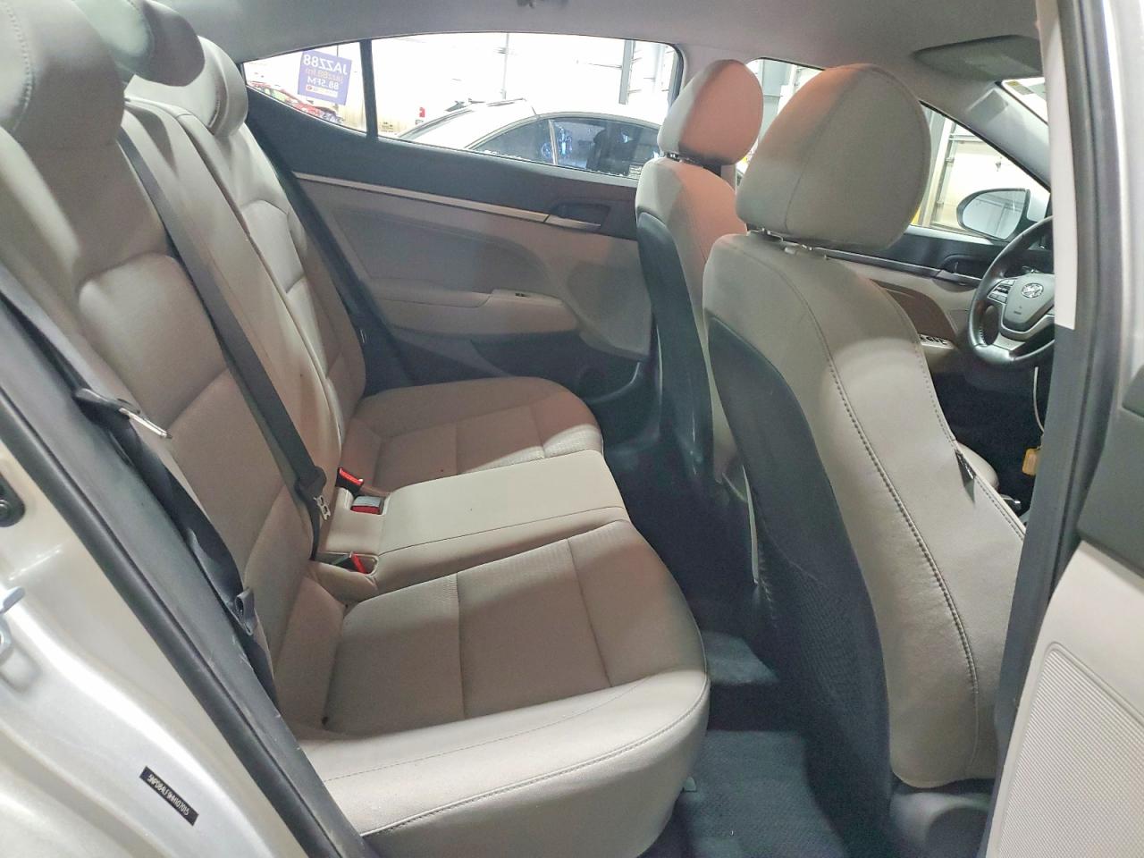 2017 HYUNDAI ELANTRA SE photo 19